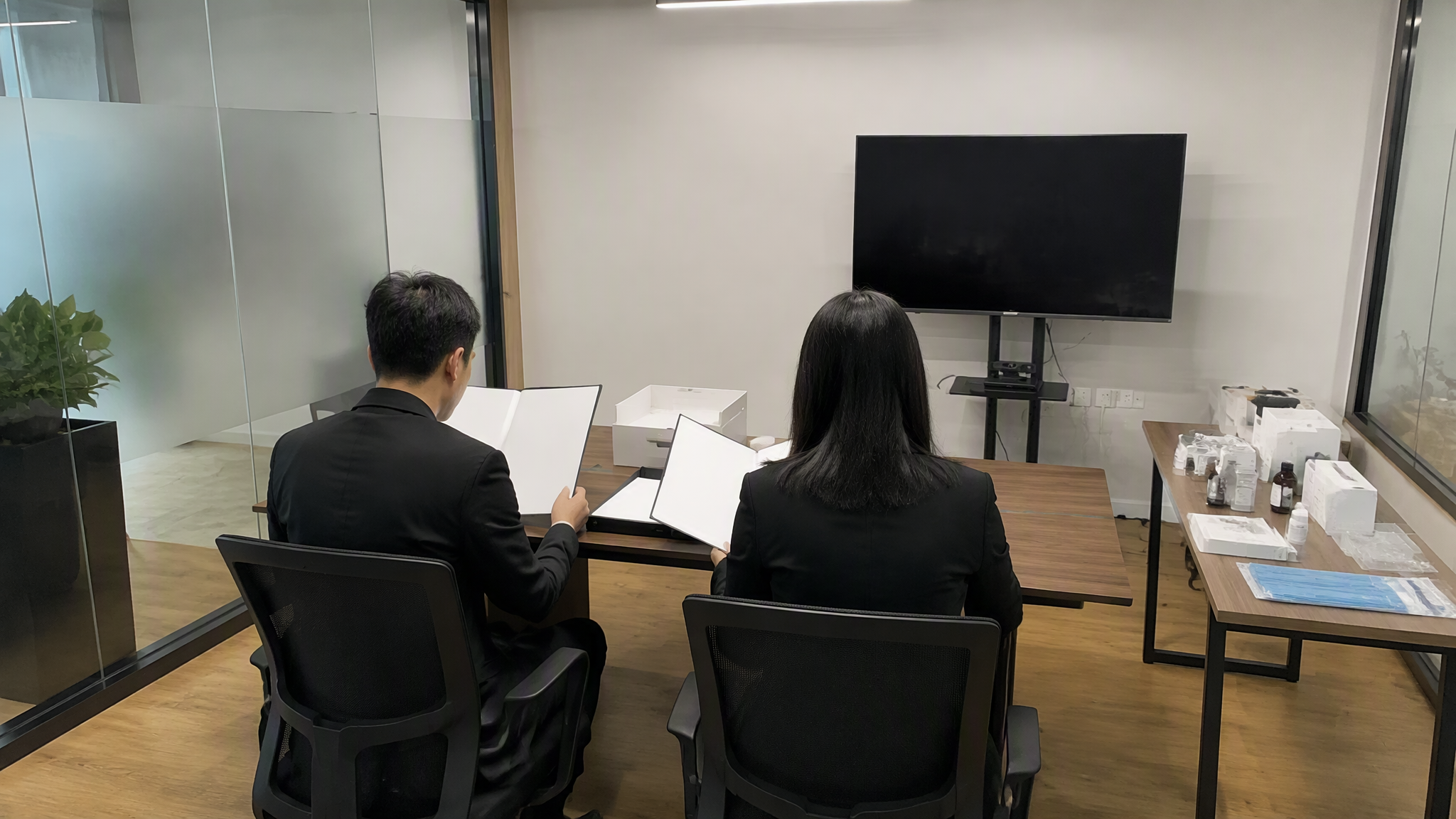 海外供应商合作